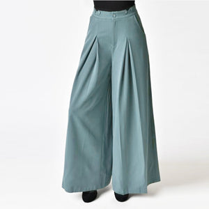 Wide leg clearance trousers with braces